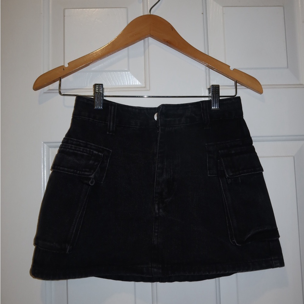 Stylish Black Denim Mini Skirt